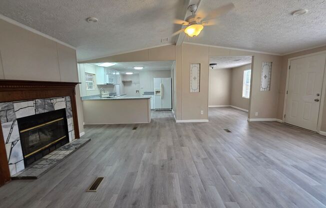 Nicely updated 3BR/2BA Mobile Home with large storage building