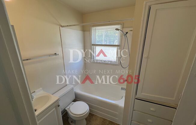 219 S Duluth Ave