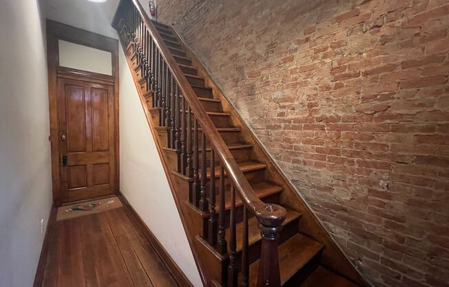 1302-04 Clay St