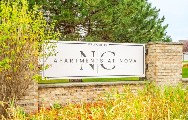 2 beds, 1 bath, 850 sqft, $999, Unit B202