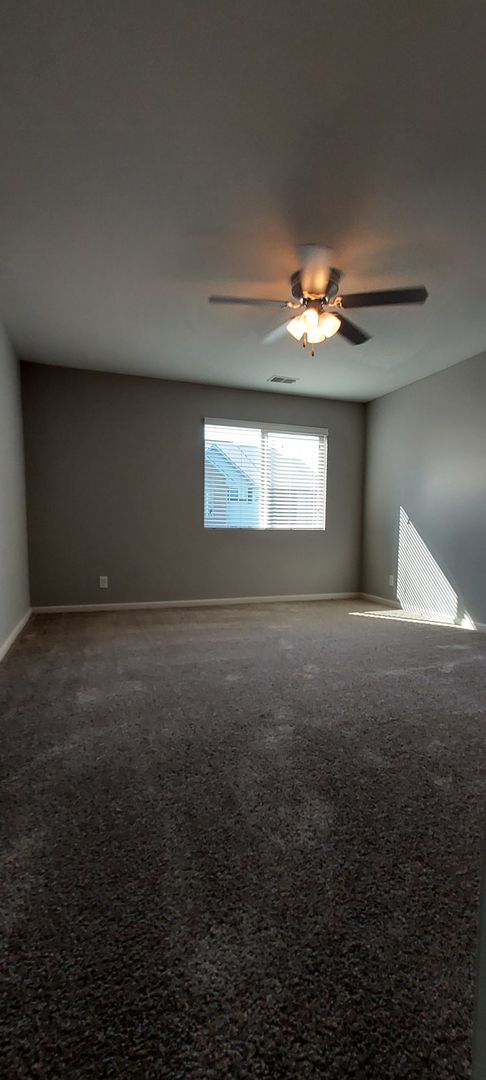 2 beds, 2 baths, 1,142 sqft, $1,360, Unit 31-202