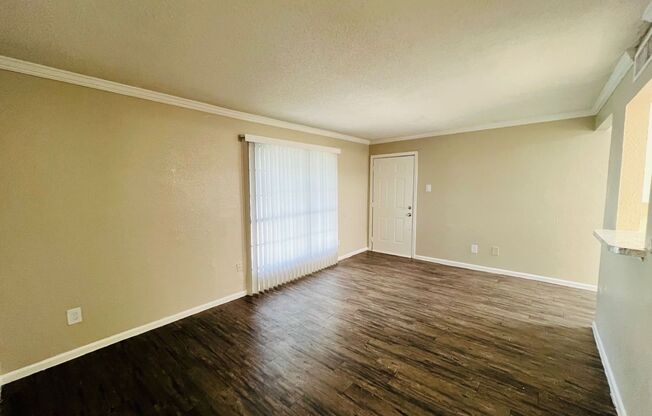 1 bed, 1 bath, 666 sqft, $1,175, Unit 2-204