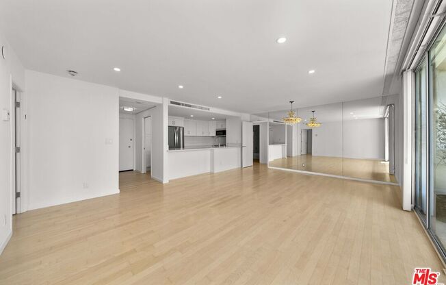 2 beds, 2 baths, 1,080 sqft, $6,300, Unit 808