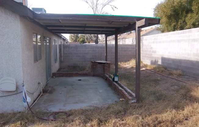 2 bedroom townhouse Nellis/Charleston 1425/mo