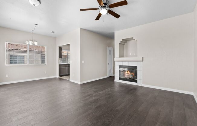 Gorgeous 2 Bedroom Townhome with attached 2 car garage in Henderson!