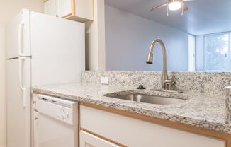 1 bed, 1 bath, 705 sqft, $1,525, Unit 206