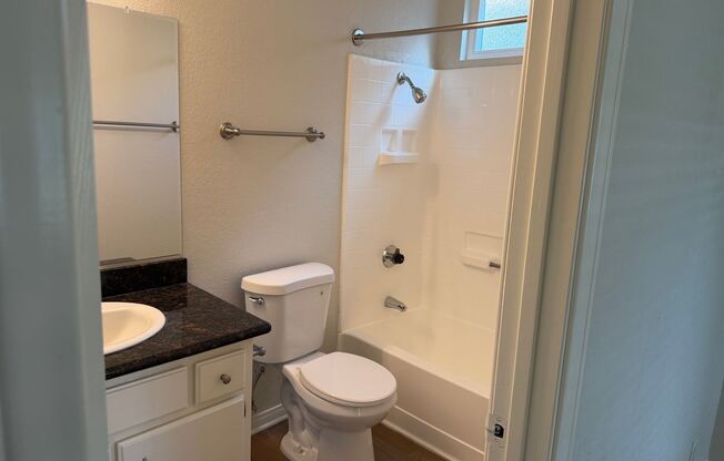 1 bed, 1 bath, 586 sqft, $2,350, Unit 207