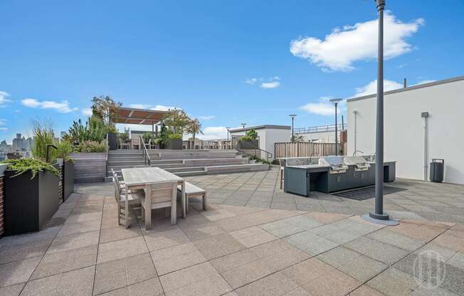 Studio, 1 bath, 990 sqft, $8,000, Unit 8K
