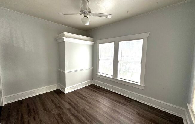 2 beds, 1 bath, 1,000 sqft, $1,695