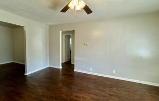 3 beds, 2 baths, $1,200