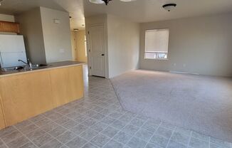 4 beds, 3.5 baths, $1,975, Unit UNIT L 12