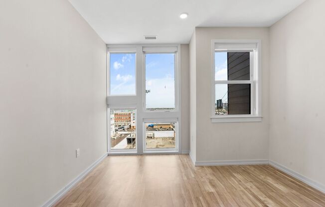 2 beds, 1 bath, 913 sqft, $3,650, Unit 315