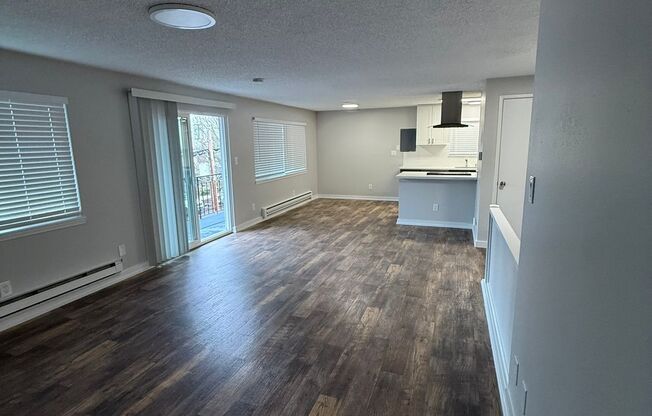 1525 NW 52nd St Apartments