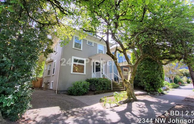 Beautiful Vintage 3 BD | 2.5 BA Home - Nob Hill / Kings Heights