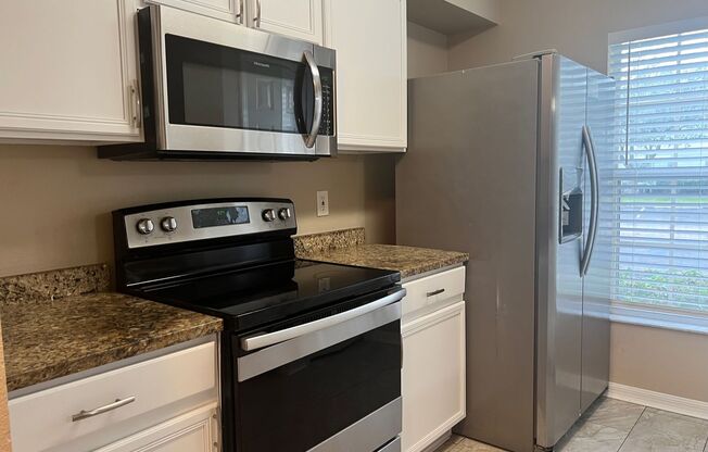 3 beds, 2.5 baths, $1,850