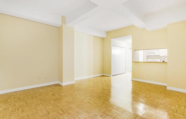 Studio, 1 bath, 532 sqft, $3,600, Unit 527
