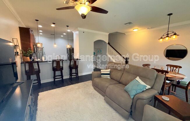 1589 PLUMERIA PL