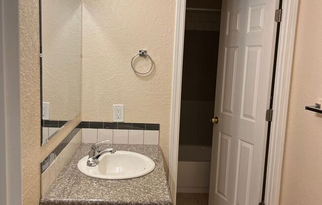 1 bed, 1 bath, $1,695