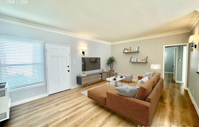 1133 S Westmoreland Ave