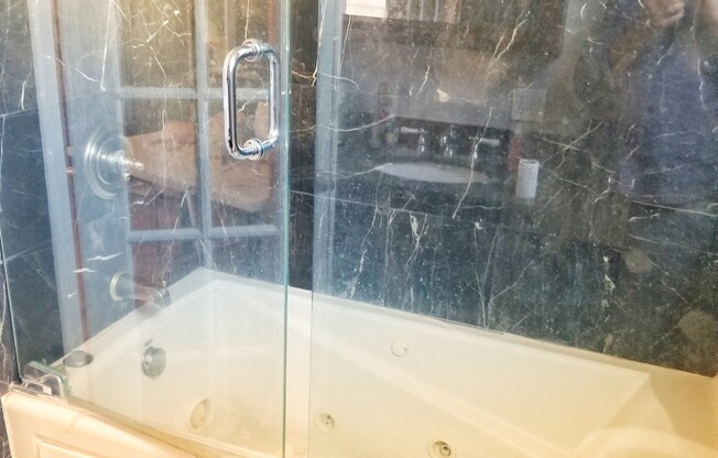 2BD 2 Bath With Loft in Cambridge Central Square Next to WholeFoods 8/15 Move IN