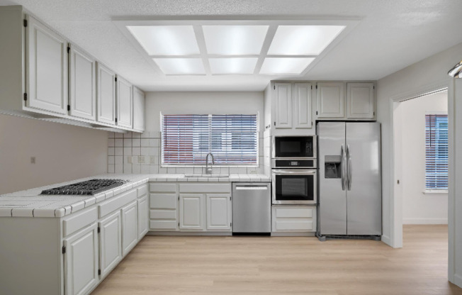 125 CHESTNUT AVE