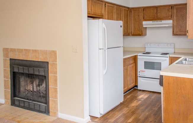 Kitchen with living room at Laurel Grove Apartment Homes, Orange Park, 32073