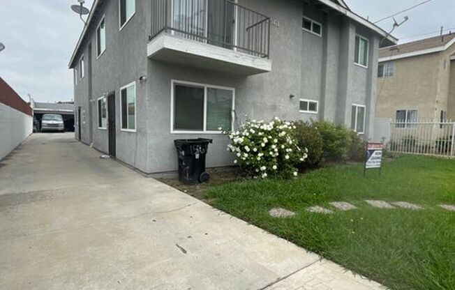 2 beds, 2 baths, $2,375, Unit Unit 4