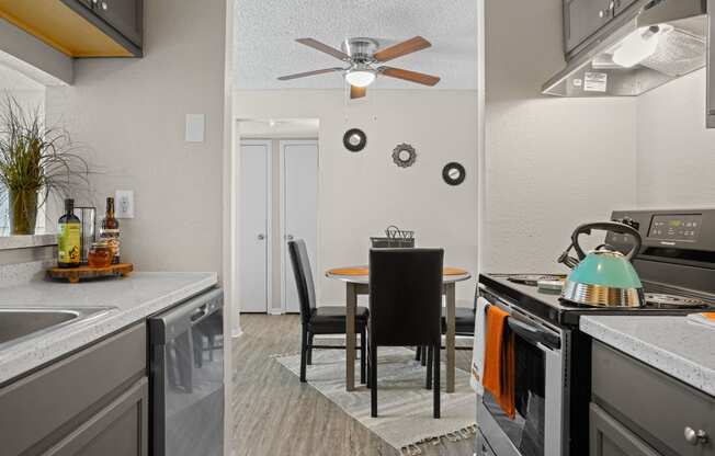 Diamond Lake Apartments