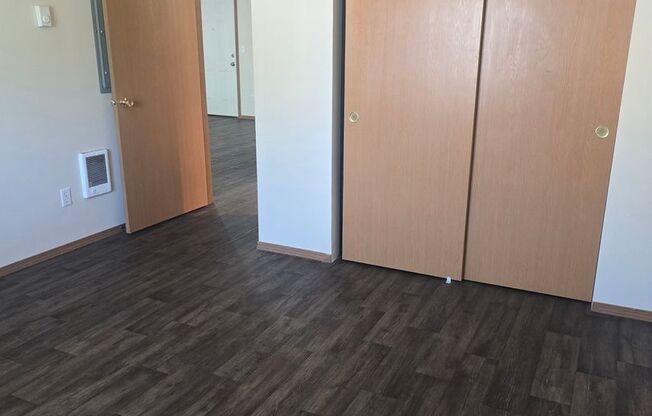 1 bed, 1 bath, 813 sqft, $1,425, Unit 9