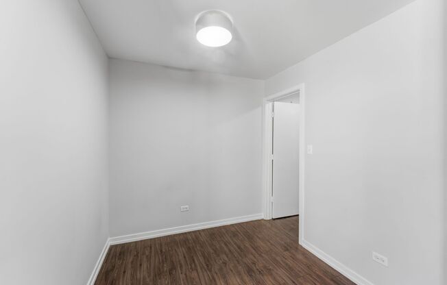 1 bed, 1 bath, 307 sqft, $1,750, Unit 322