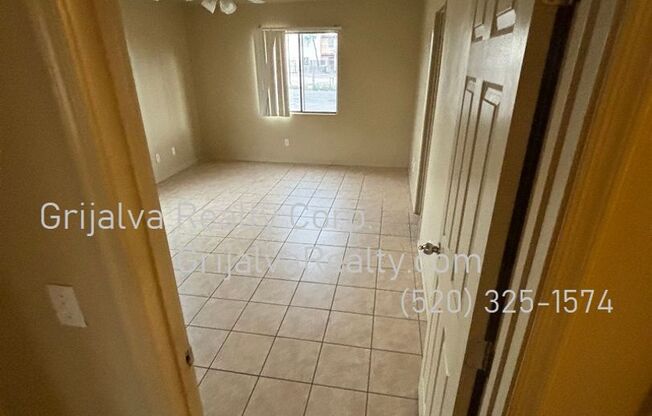 3 beds, 2 baths, 1,133 sqft, $1,400