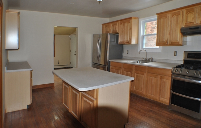 23 KENNEY ST