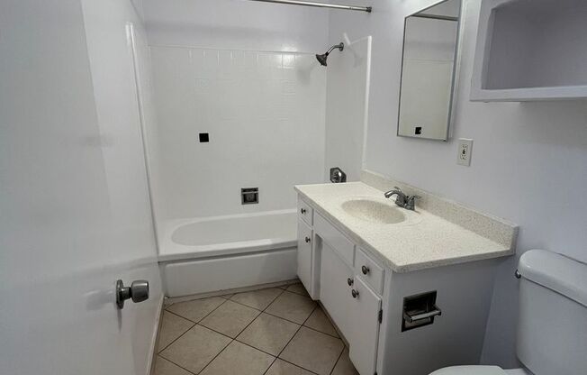 1 bed, 1 bath, $1,895