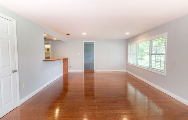 Beautiful 3 Bed/2 Bath Home for rent in the Heart of Winter Park!