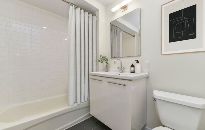 1 bed, 1 bath, 702 sqft, $3,000, Unit 324