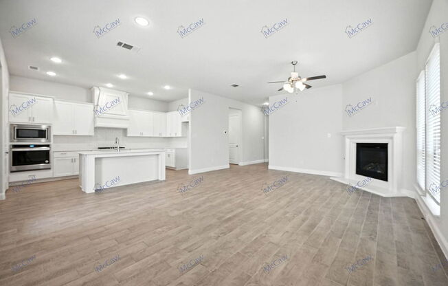 4040 CROWE LN
