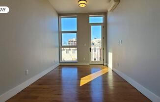 2 beds, 1.5 baths, $2,525, Unit 4C