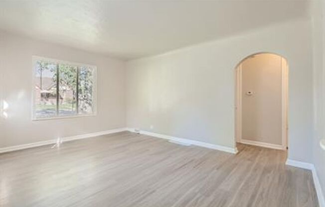 Updated 4-Bed Home, Finished Basement and Large Backyard!