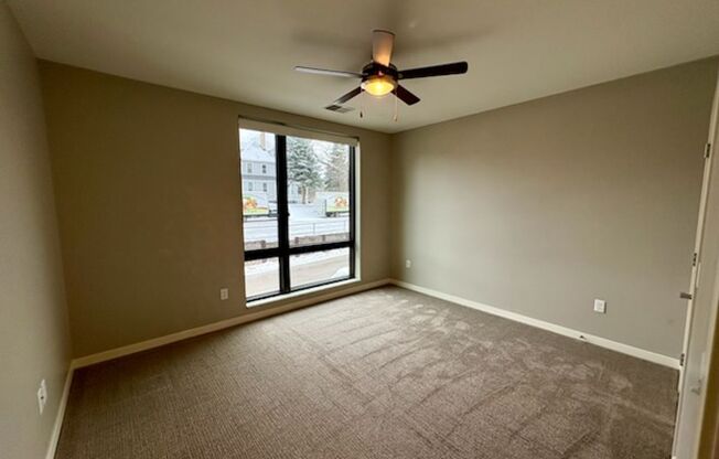 1 bed, 1 bath, 676 sqft, $1,425, Unit 219