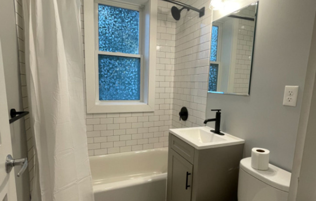 1 bed, 1 bath, 784 sqft, $2,500, Unit #5