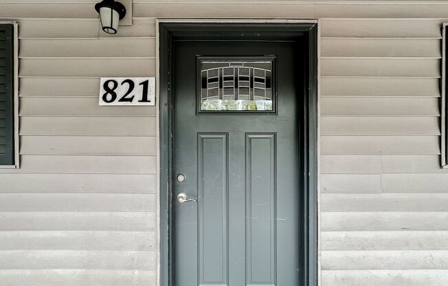 2 beds, 1 bath, 780 sqft, $1,200, Unit SC821