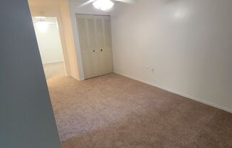 Studio, 1 bath, 465 sqft, $775