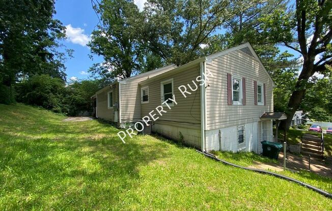 1503 PIN OAK DR