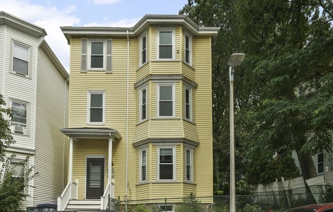 78 CAROLINA AVE