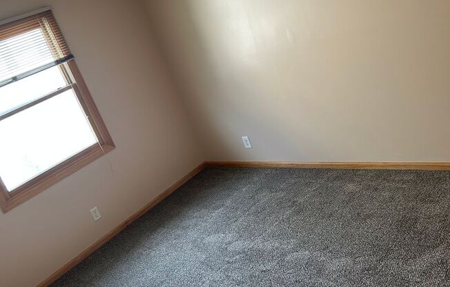 4919 Lowell Ave - Duplex