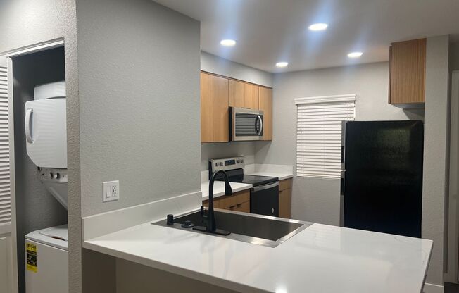 2 beds, 2 baths, 960 sqft, $3,335, Unit D-116