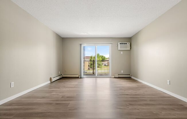 1 bed, 1 bath, 725 sqft, $1,125, Unit 305