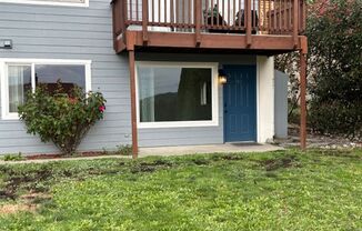 2 beds, 1 bath, $1,725, Unit 1370 SE 10th Court #102