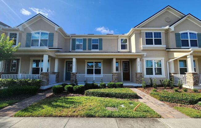 AVAILABLE NOW! BEAUTIFUL 3 bedroom TOWNHOME IN WINDERMERE