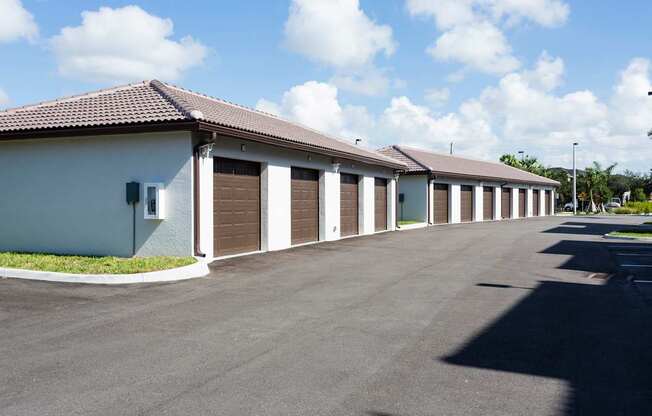 Channelside apartments in Fort Myers, Fl photo of Detached Garages